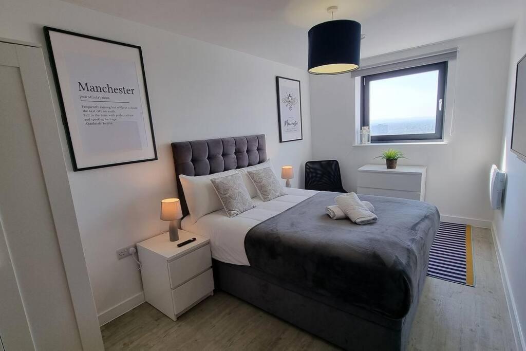 2 Bedroom Penthouse Manchester Buitenkant foto